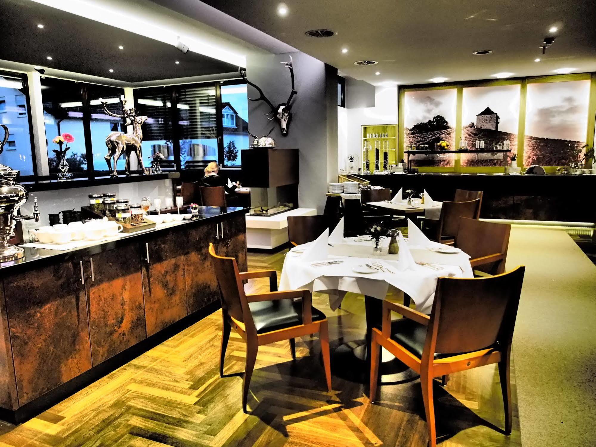 Das Wildeck Hotel & Restaurant Abstatt Eksteriør billede